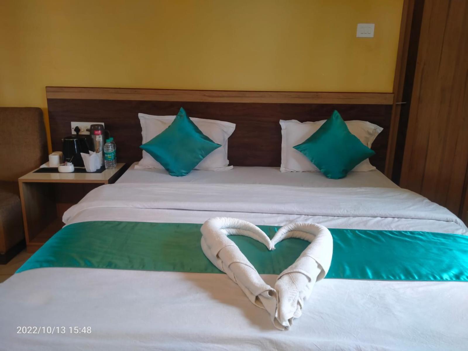 Sundarban Tiger Roar Resort Purbbadulki ภายนอก รูปภาพ